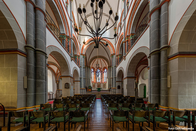 St Peter Bacharach Nave 20141015 1